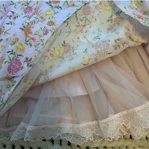 House of CB Rosalee Floral Pink Midi - Picture 3 of 12